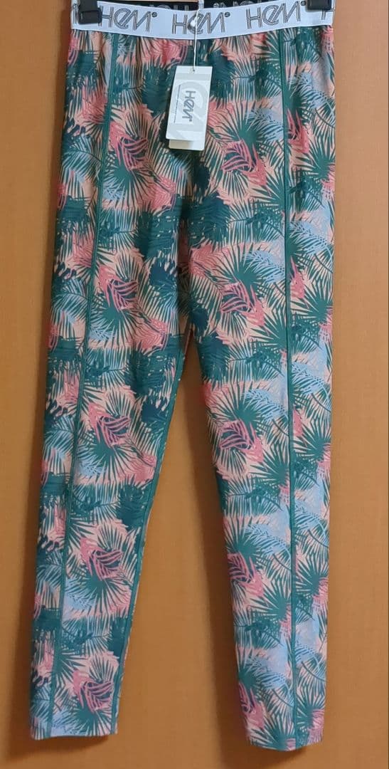 HEM ヨガブラタンク＆ヨガタイツセット