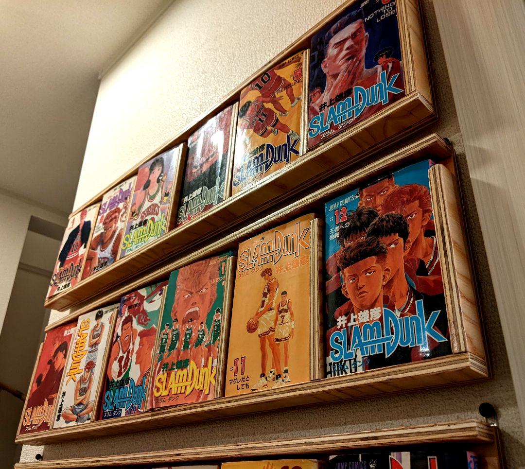 【壁掛本棚付】スラムダンク全31巻&表紙を飾れる壁掛コミックラック 6冊用×6個