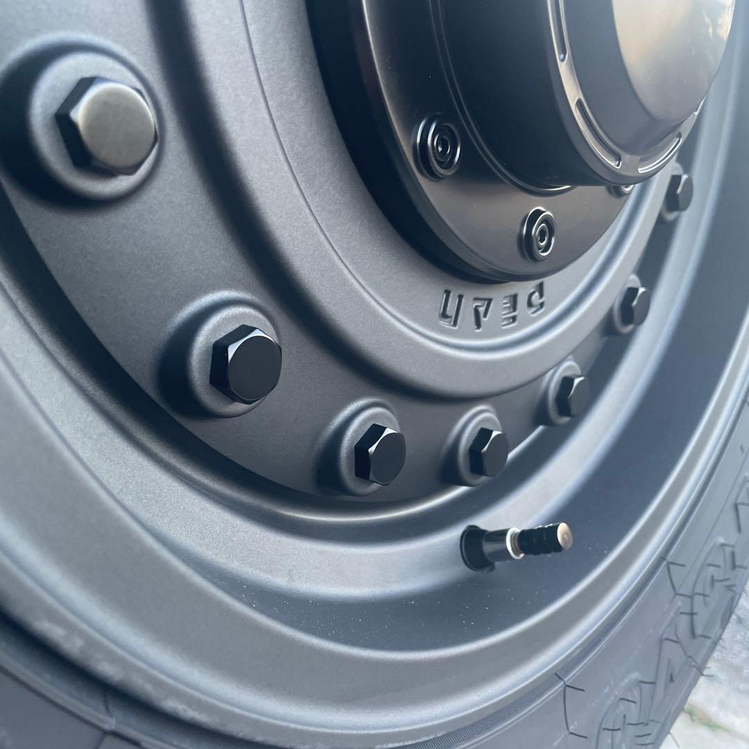 【ヨン】ジムニー　JB64ホイール　ホワイトレタータイヤ　スペヤタイヤブ