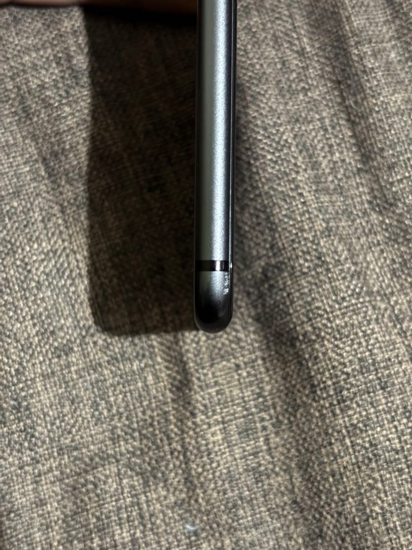 P*h様 iPhone8 64GB SIMフリー