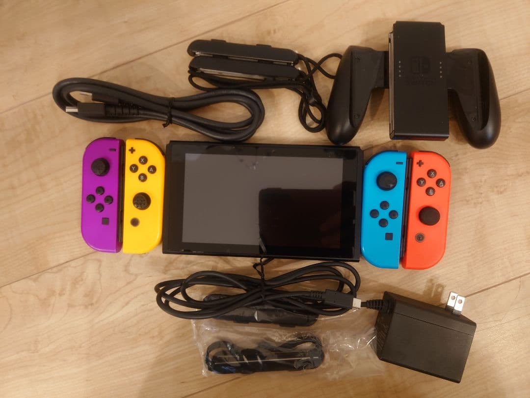 Nintendo Switch 本体 カラフルジョイコン