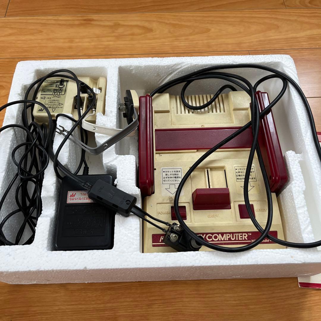 ファミコンとテトリス 箱付き値下げ