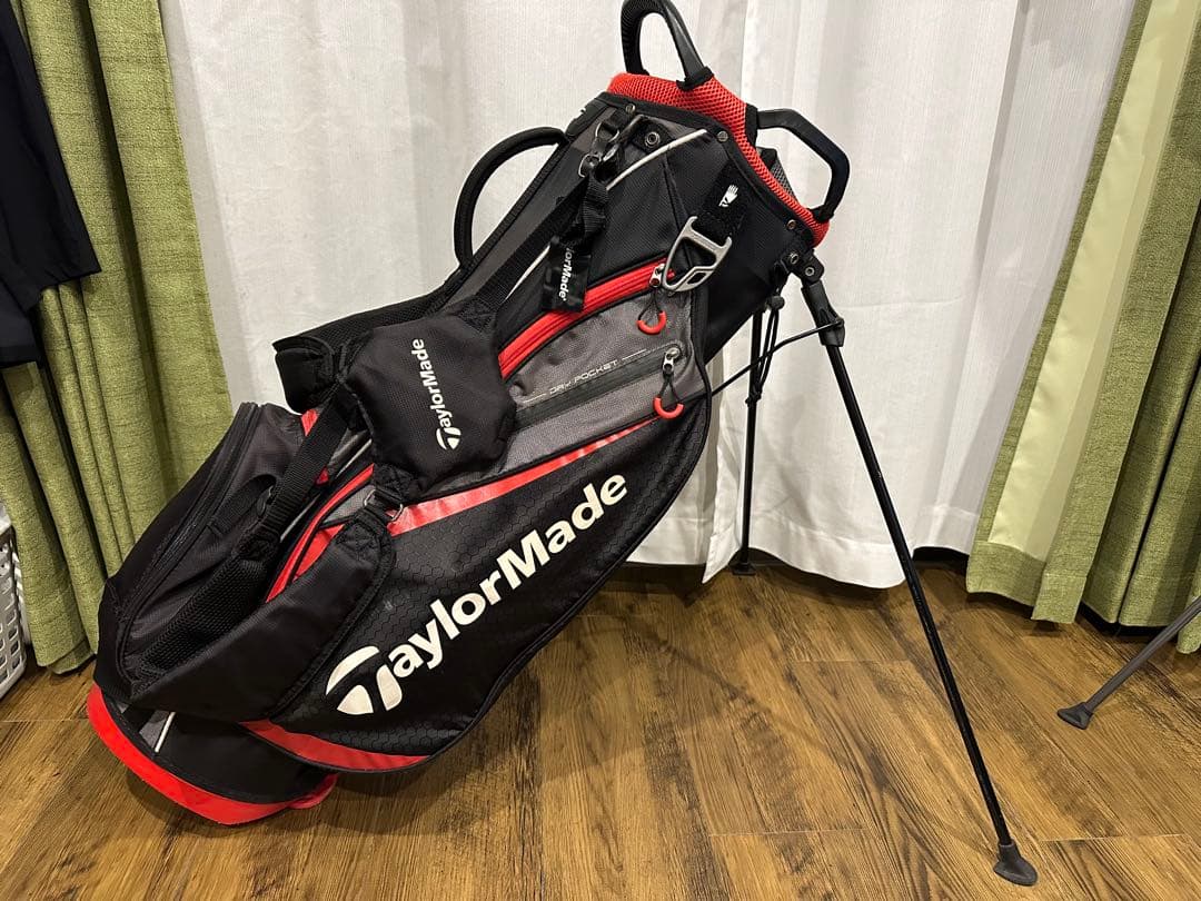 テーラーメイド軽量スタンド式キャディーバッグ