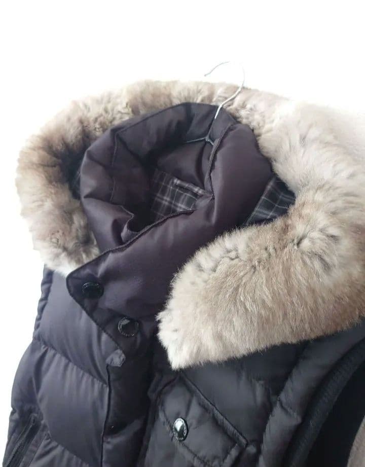 【極美品】BURBERRY ファー付きダウンベスト ブラック サイズL