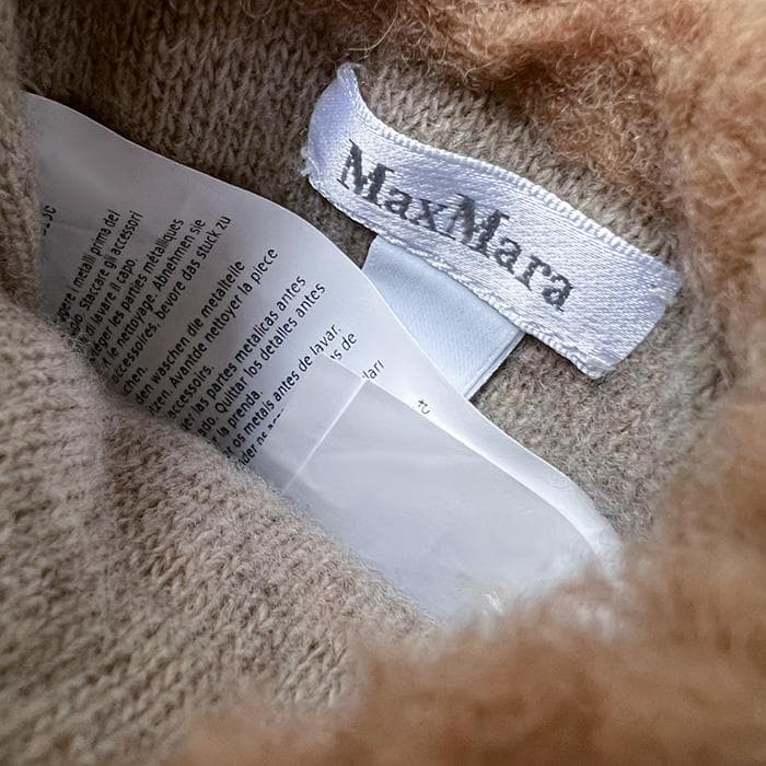 薔*き様 MaxMara マックスマーラ テディベアの手袋　ストラップ取り外し可