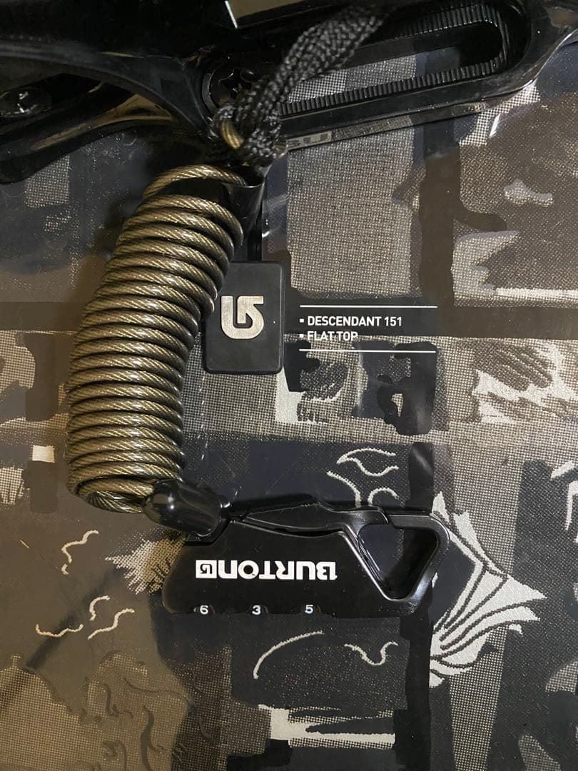 美品　BURTON バートン　初心者オススメ　メンズスノーボード　ケースセット