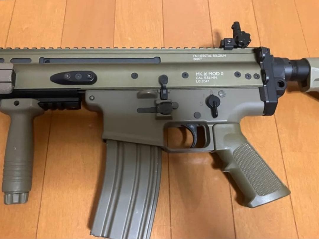 東京マルイ 次世代電動ガン SCAR-L FDE