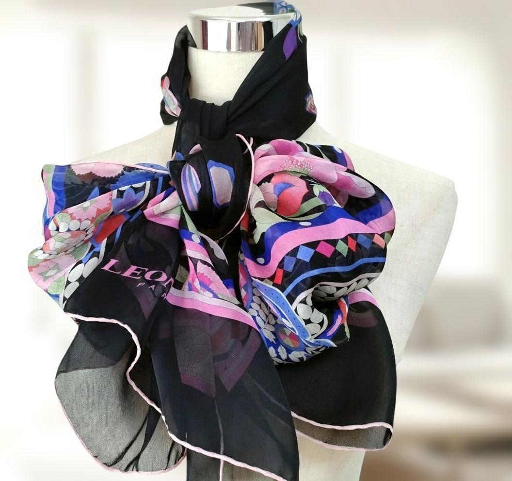 ピンク と 黒　華やかな花柄　美品 レオナール ストール スカーフ