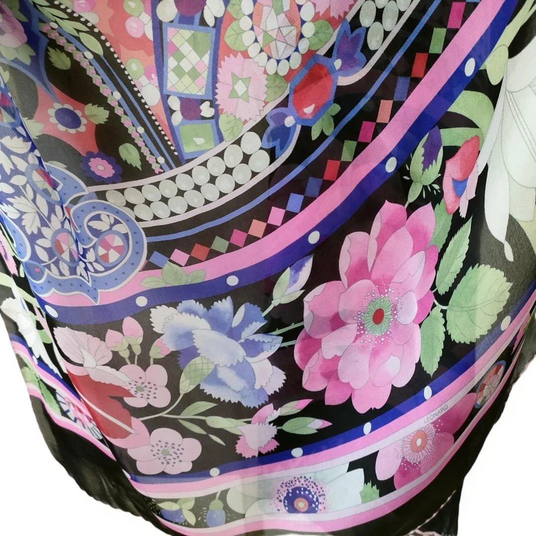 ピンク と 黒　華やかな花柄　美品 レオナール ストール スカーフ