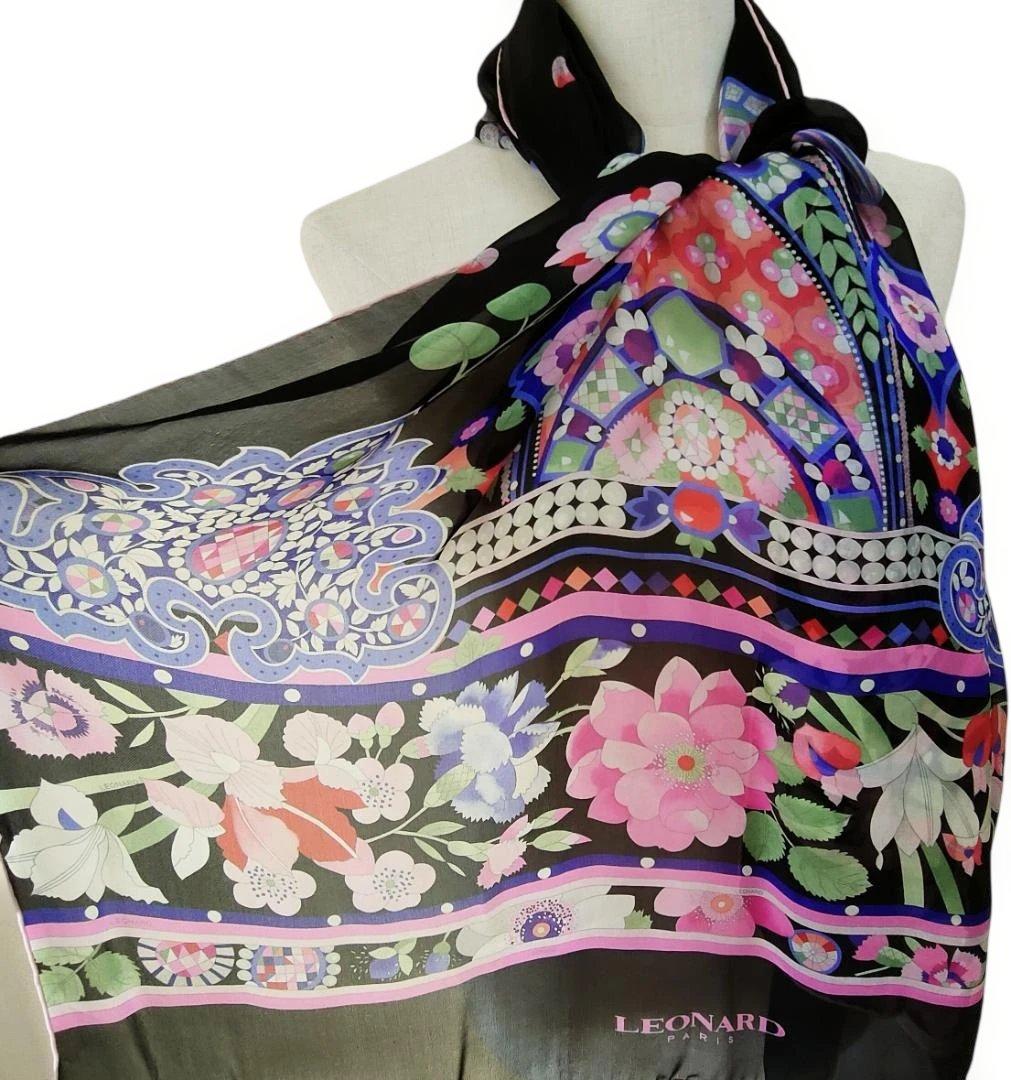 ピンク と 黒　華やかな花柄　美品 レオナール ストール スカーフ