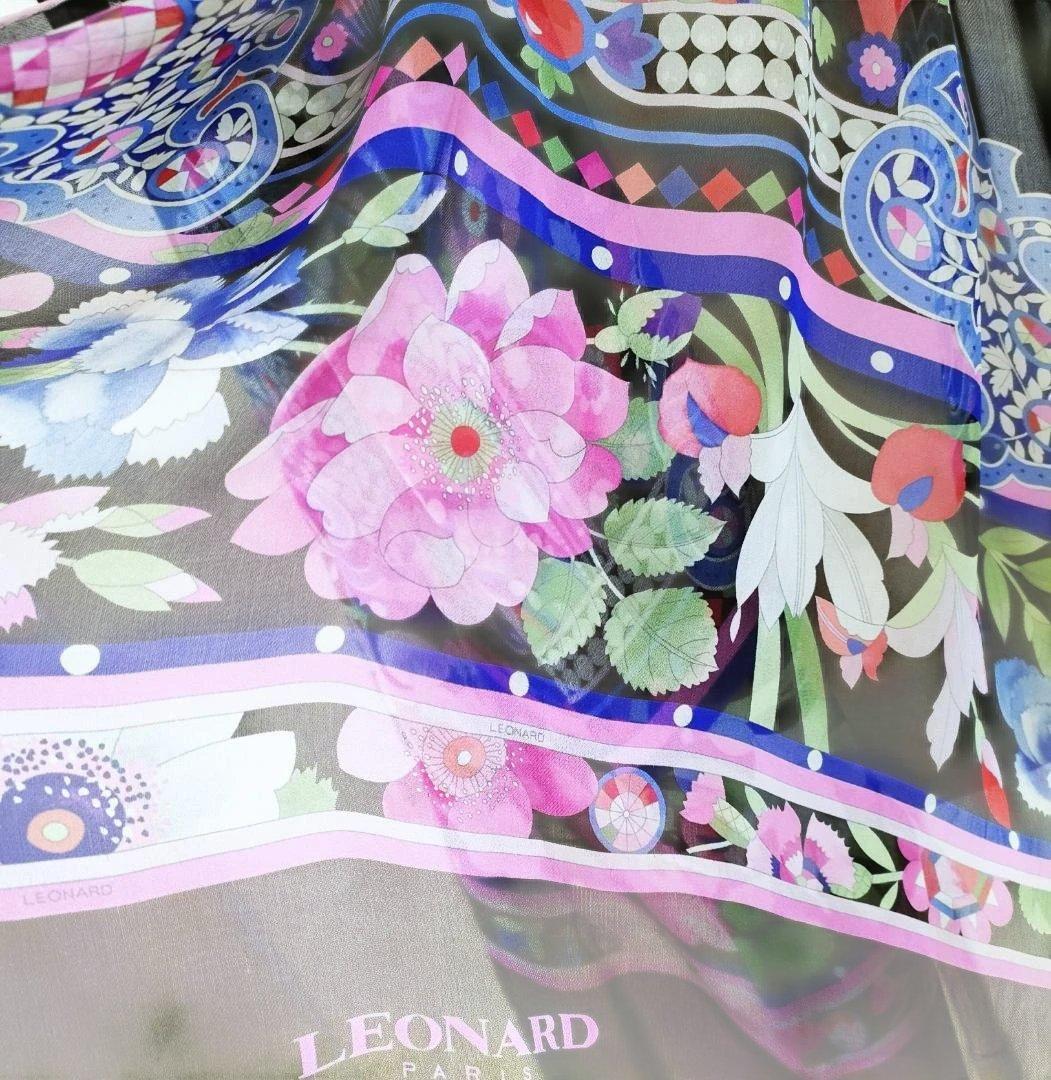 ピンク と 黒　華やかな花柄　美品 レオナール ストール スカーフ