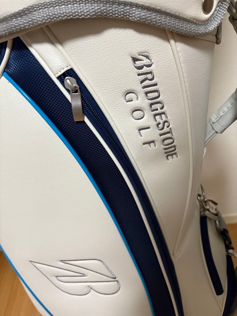 ブリヂストン ゴルフバッグ ホワイト・ネイビー