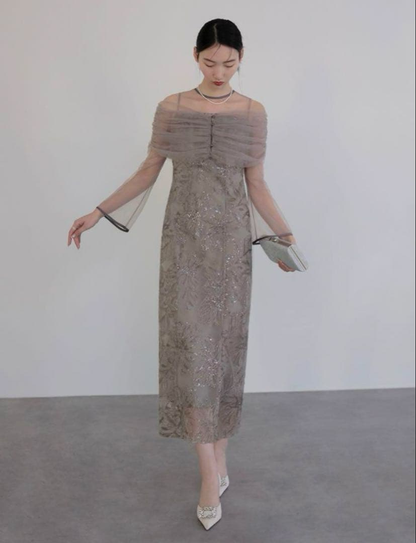 チュールオフショルダー花柄Iラインドレス結婚式パーティー二次会成人式デート