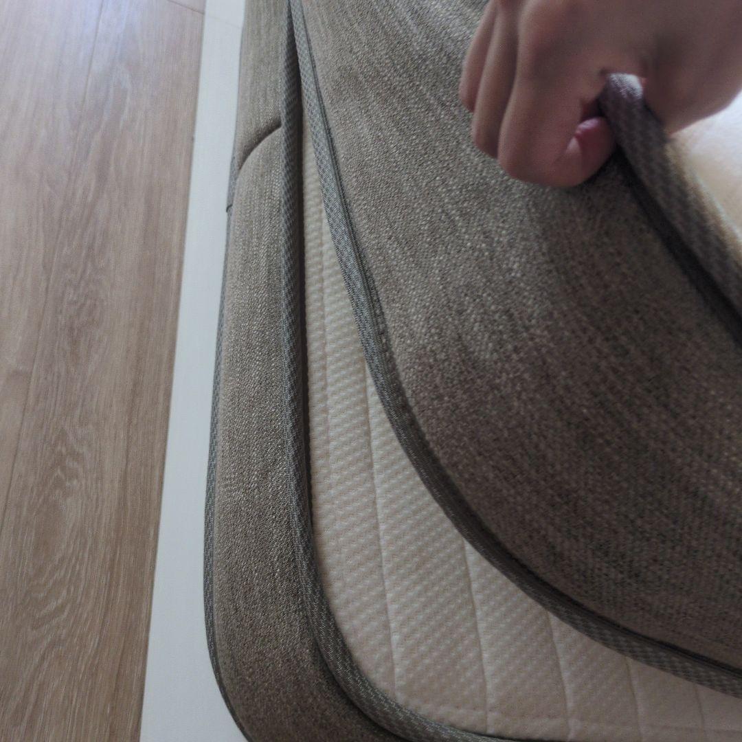 ニトリ　クイーンサイズベッドフレーム (マットレス付き)