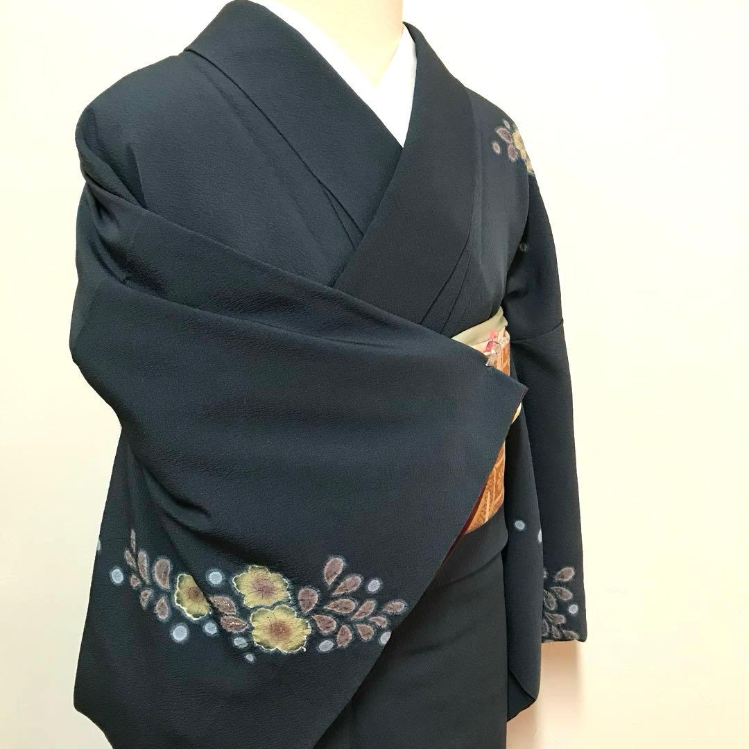 着物　シックで上品な辻ヶ花付下げ　やまと謹製　落款　幻　長浜縮緬