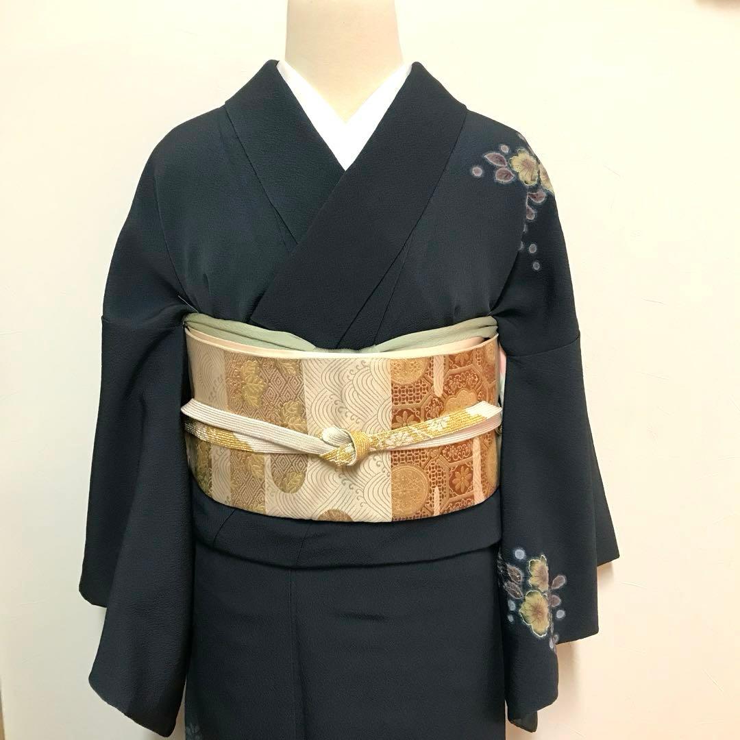 着物　シックで上品な辻ヶ花付下げ　やまと謹製　落款　幻　長浜縮緬