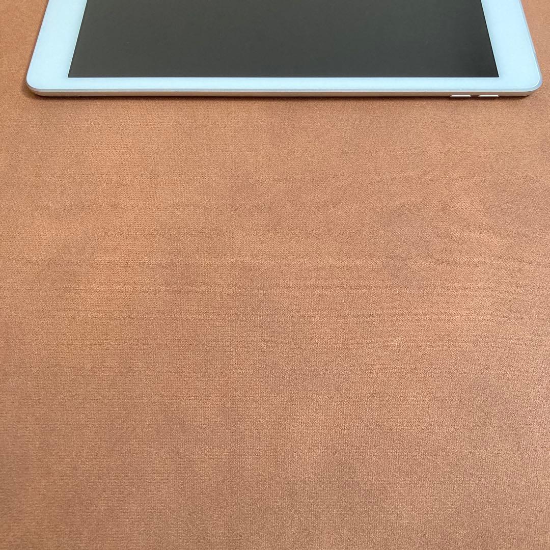 555【早い者勝ち】iPad8 第8世代 32GB SIMフリー☆