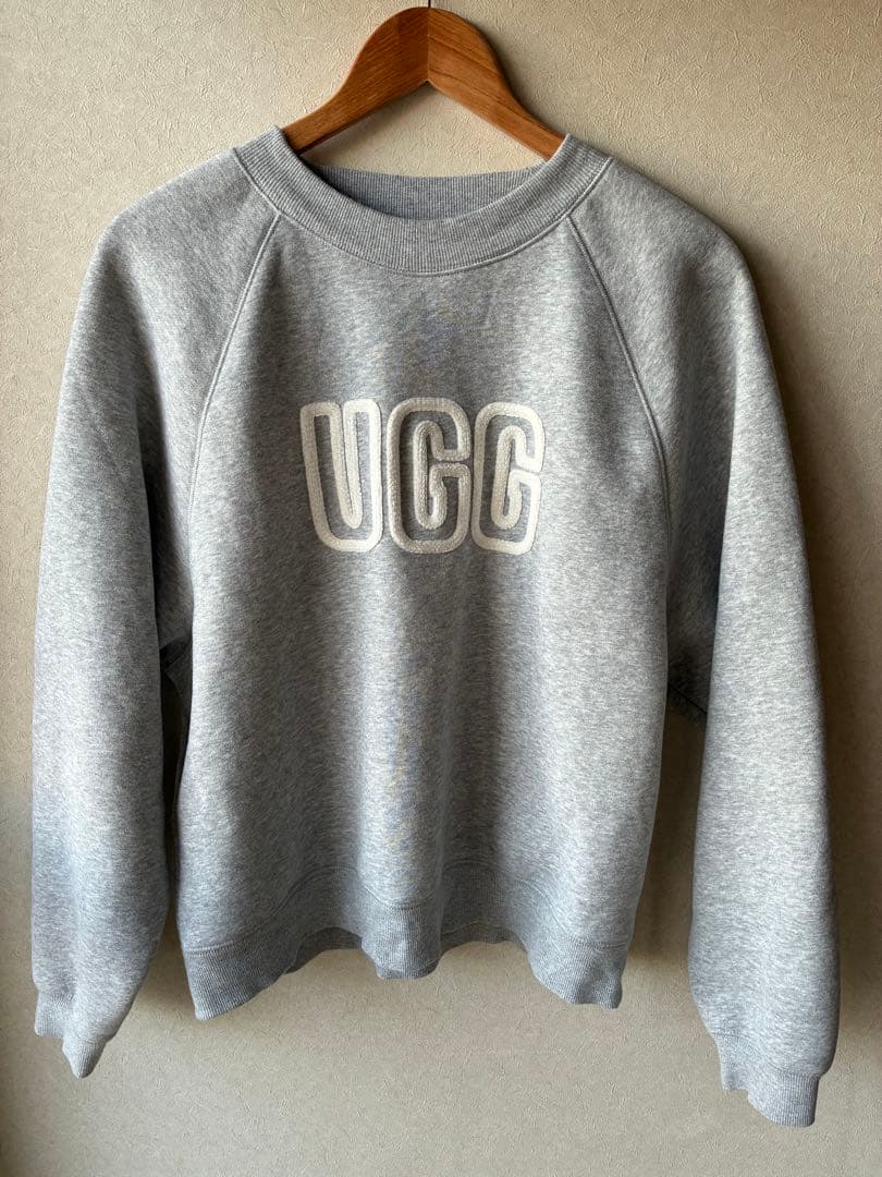 UGG ロゴ入り スウェット トレーナー