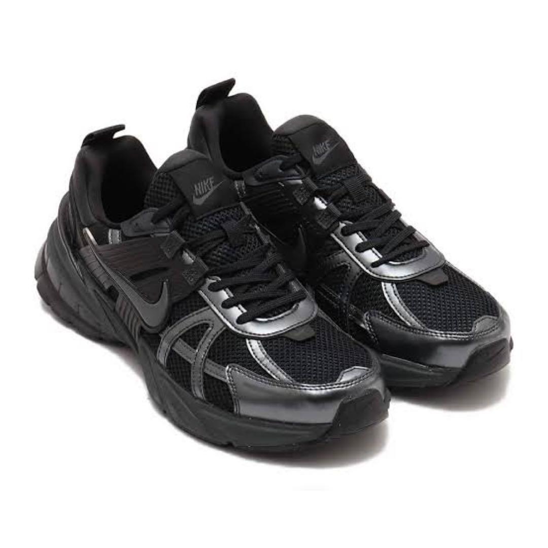 お*う様 NIKE V2K RUN 24.5cm