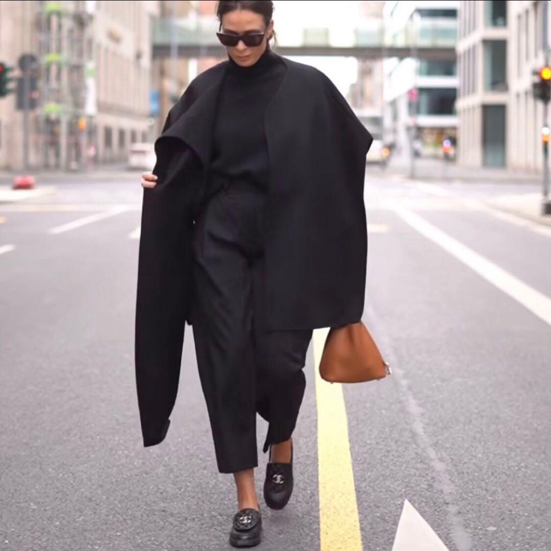 新品　COS コス　ケープ　ポンチョ　コート　ストール