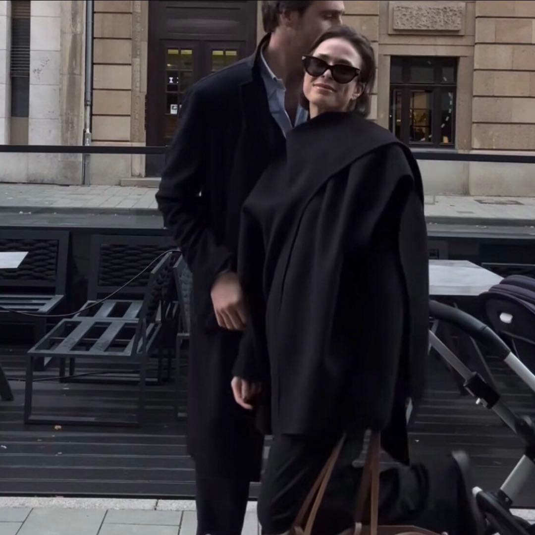 新品　COS コス　ケープ　ポンチョ　コート　ストール