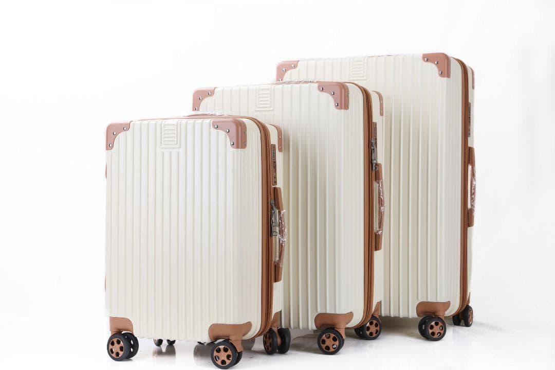 軽量Lサイズ　静音8輪　キャリーバッグ　スーツケース　キャリーケース ベージュ