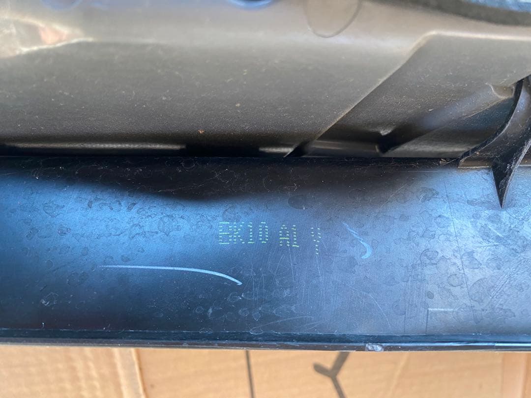 プリウスZVW30後期 純正テールランプ・全灯化仕様