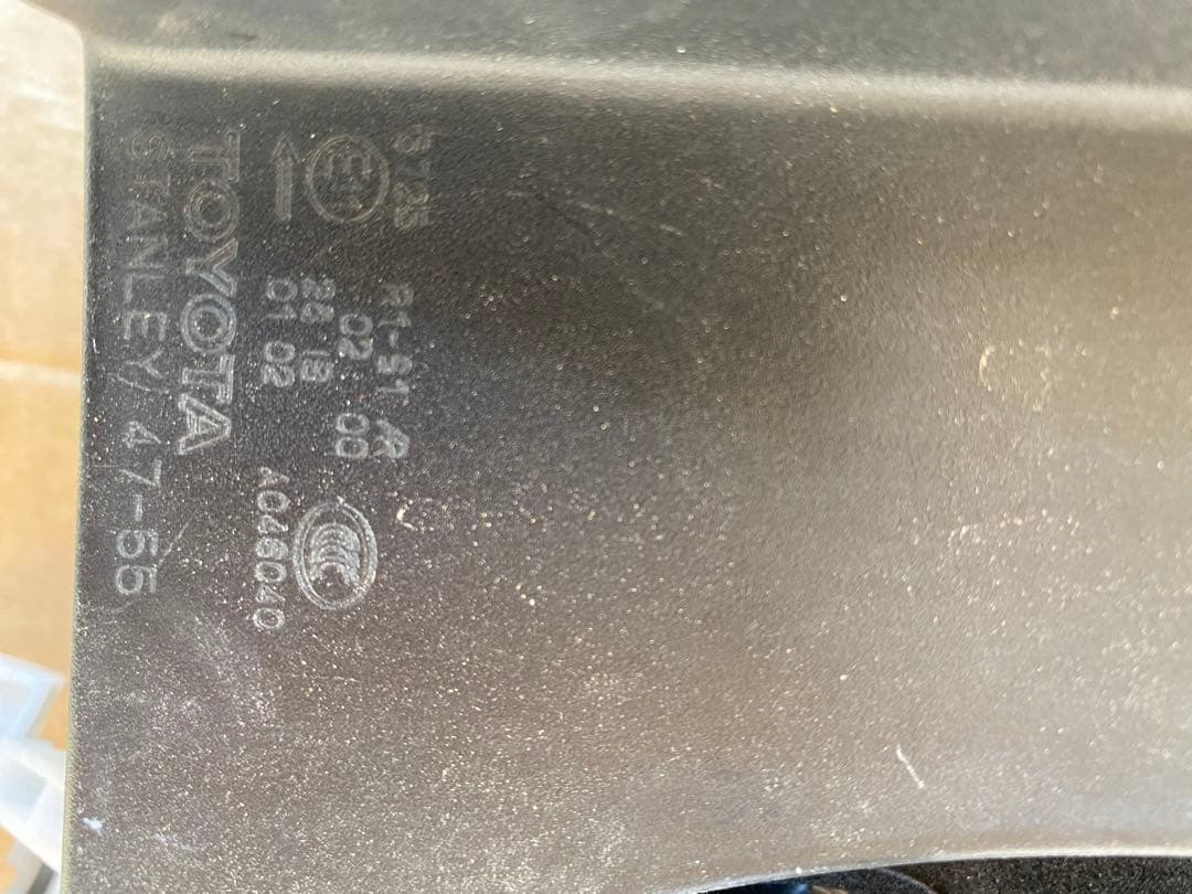 プリウスZVW30後期 純正テールランプ・全灯化仕様