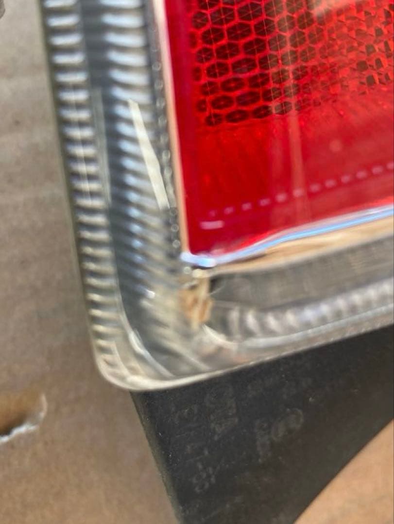 プリウスZVW30後期 純正テールランプ・全灯化仕様