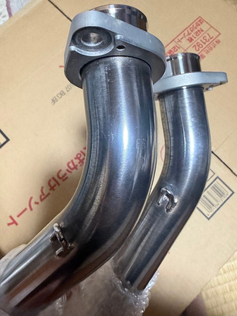 AKRAPOVIC アクラポビッチ オプショナルヘッダ－　Z900RS