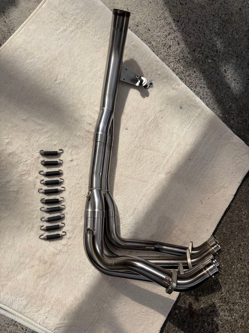 AKRAPOVIC アクラポビッチ オプショナルヘッダ－　Z900RS