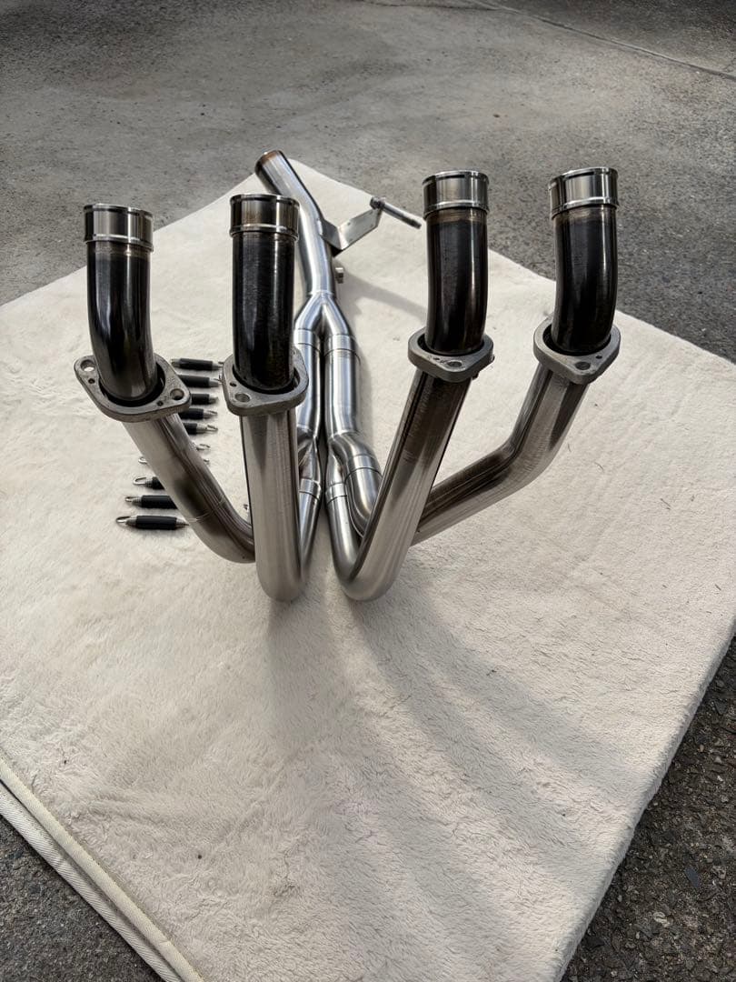 AKRAPOVIC アクラポビッチ オプショナルヘッダ－　Z900RS