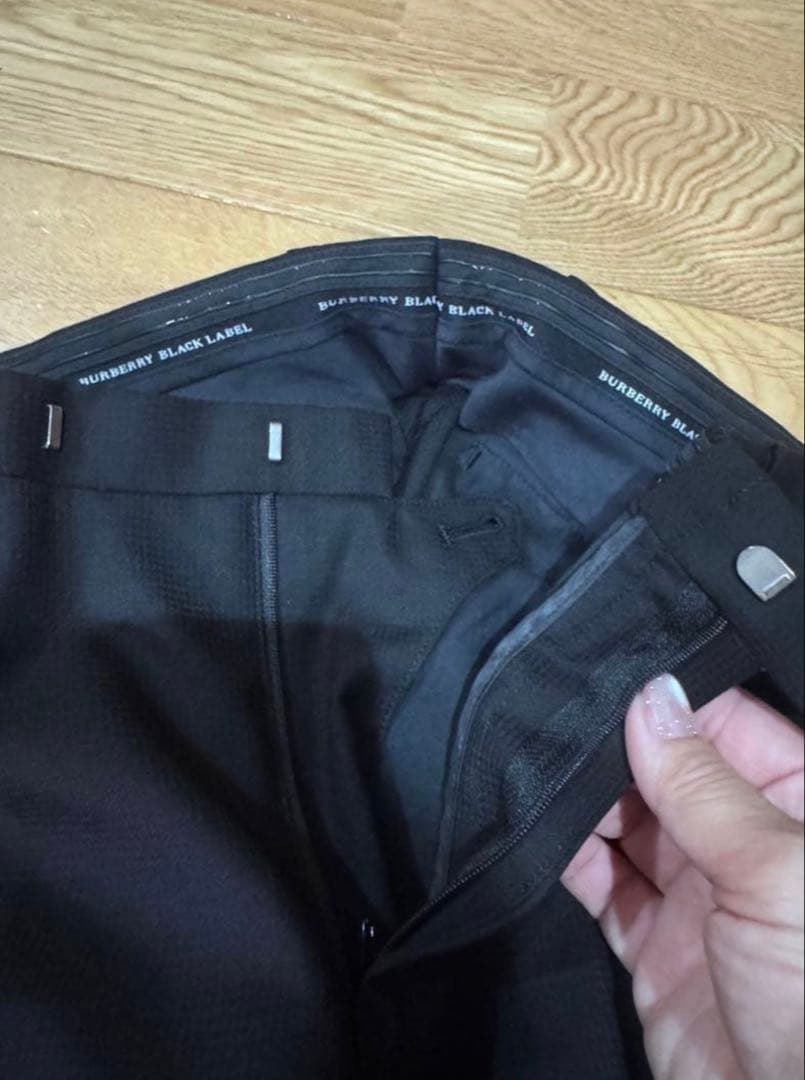 美品バーバリーブラックレーベル スーツ セットアップ 黒