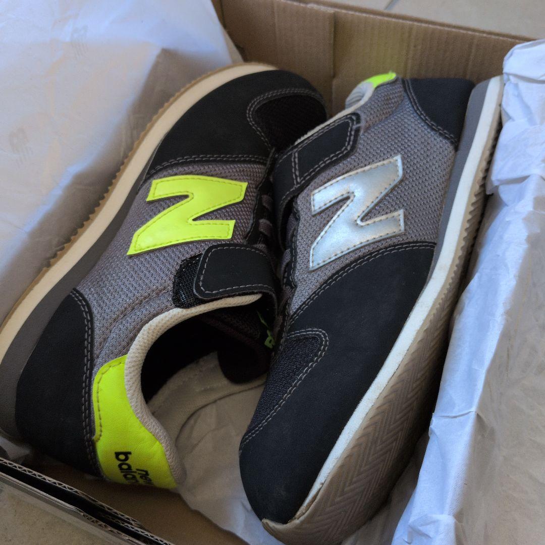 New Balance キッズスニーカー ３足セット