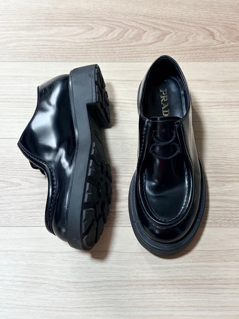 美品PRADA プラダ ダイアパソン ブラッシュドレザーシューズ 付属品