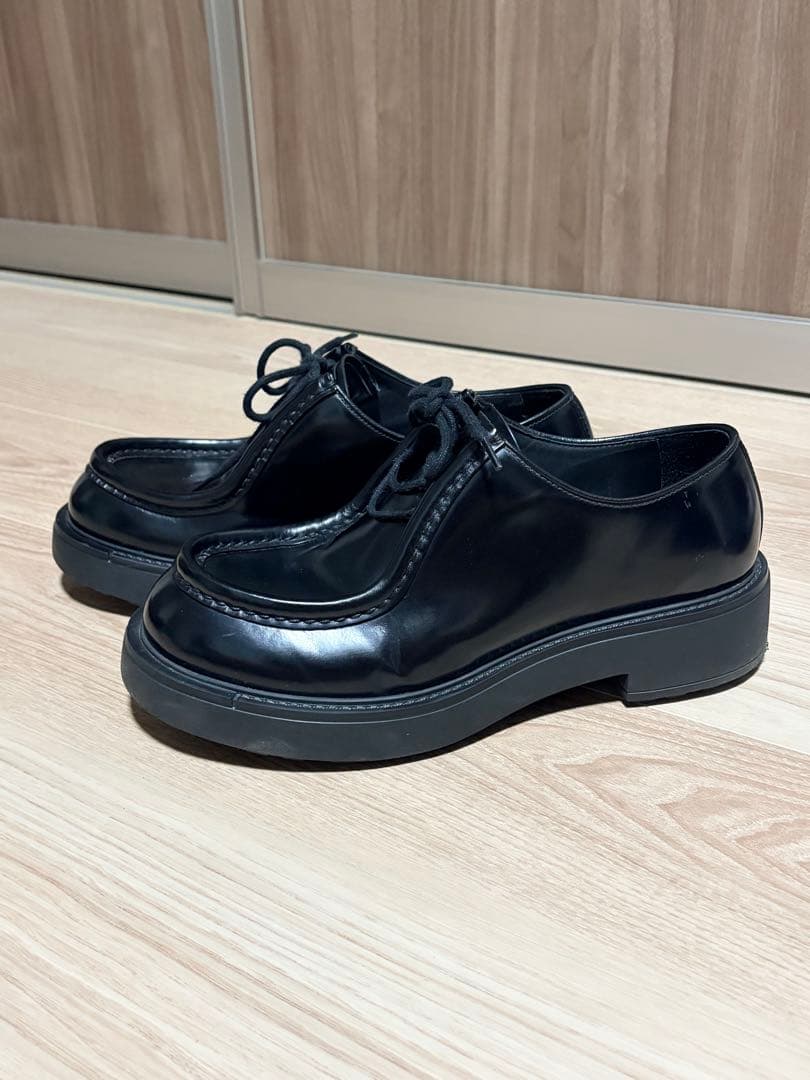 美品PRADA プラダ ダイアパソン ブラッシュドレザーシューズ 付属品