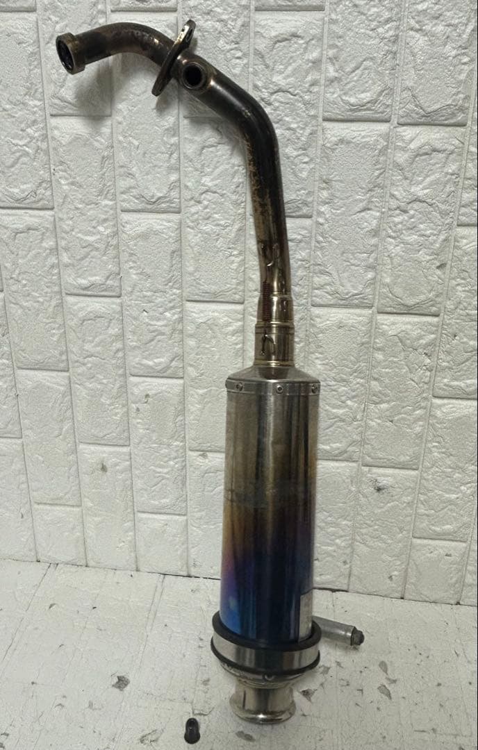 ヨシムラ　マフラー　アクシストリート