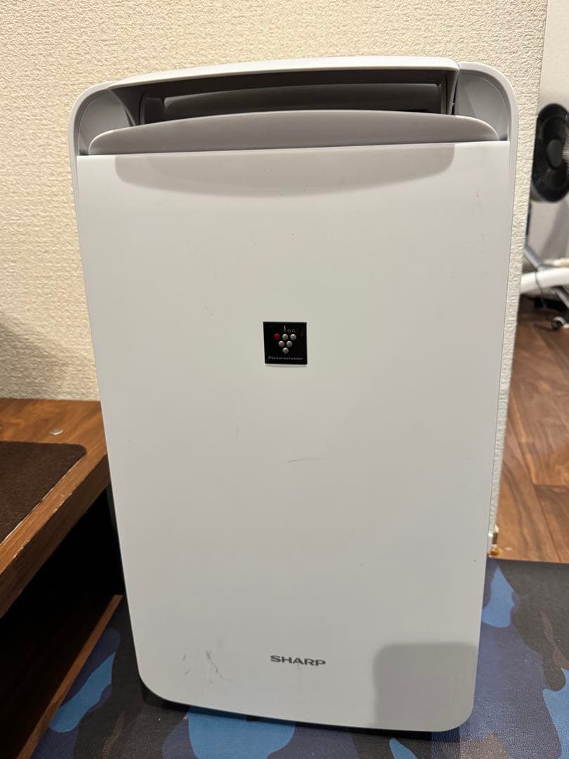 SHARP 冷風　衣類乾燥除湿機　CM-R100-W