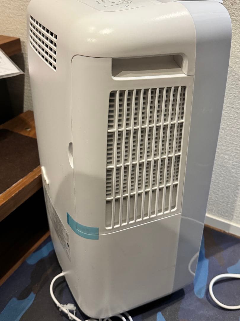 SHARP 冷風　衣類乾燥除湿機　CM-R100-W