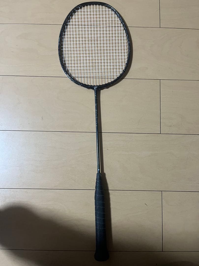 Wilson バドミントンラケット ベルテックス9000ブラック/ホワイト