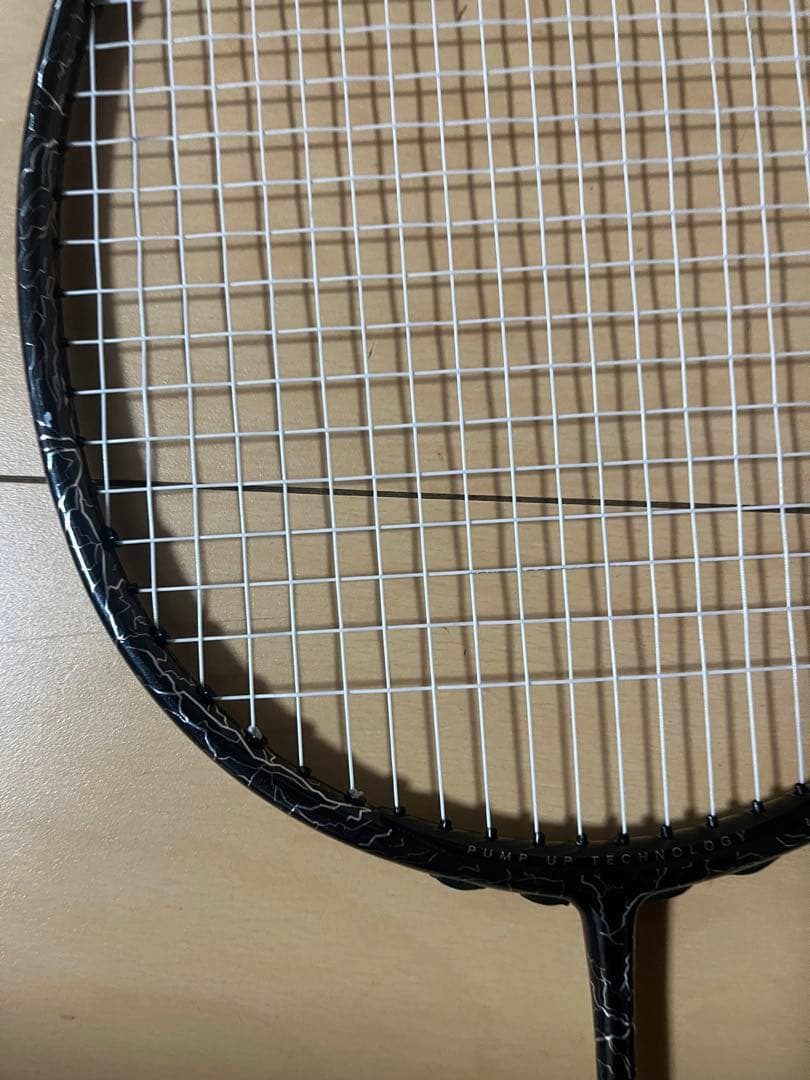 Wilson バドミントンラケット ベルテックス9000ブラック/ホワイト