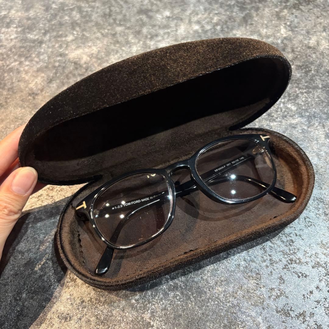 TOM FORD メガネ ケース付き