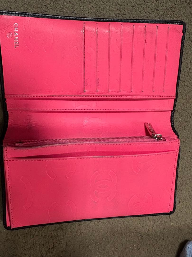 CHANEL 二つ折り財布 ブラック