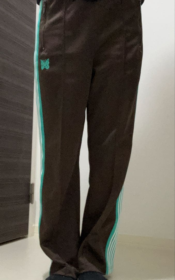 needles 別注トラックパンツ