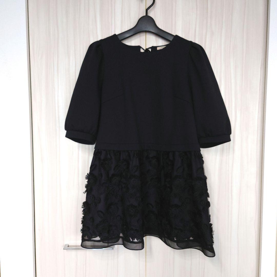 美品　大きいサイズ　ローズティアラ　3Dフラワー切り替え　チュニック
