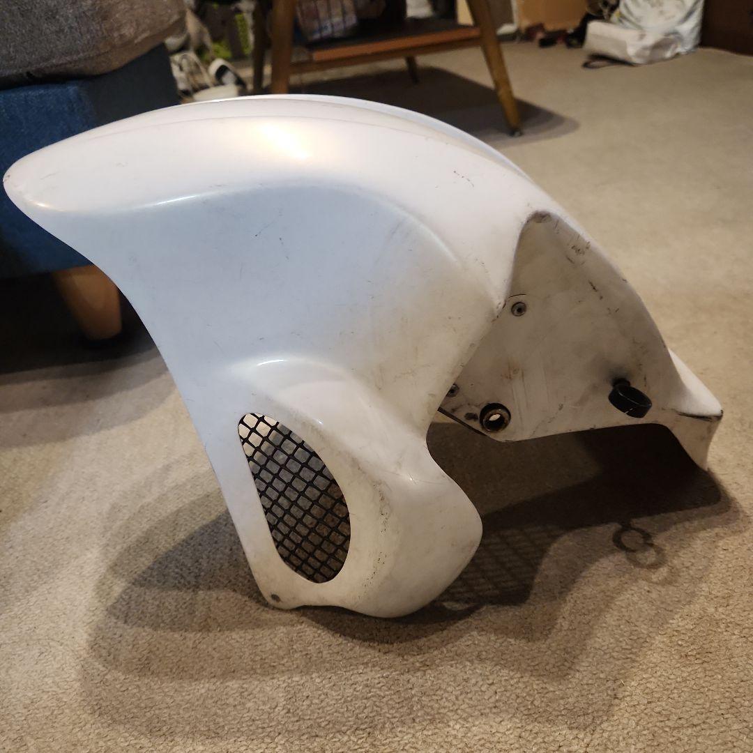 BEET エアロシャーク　ゼファー400