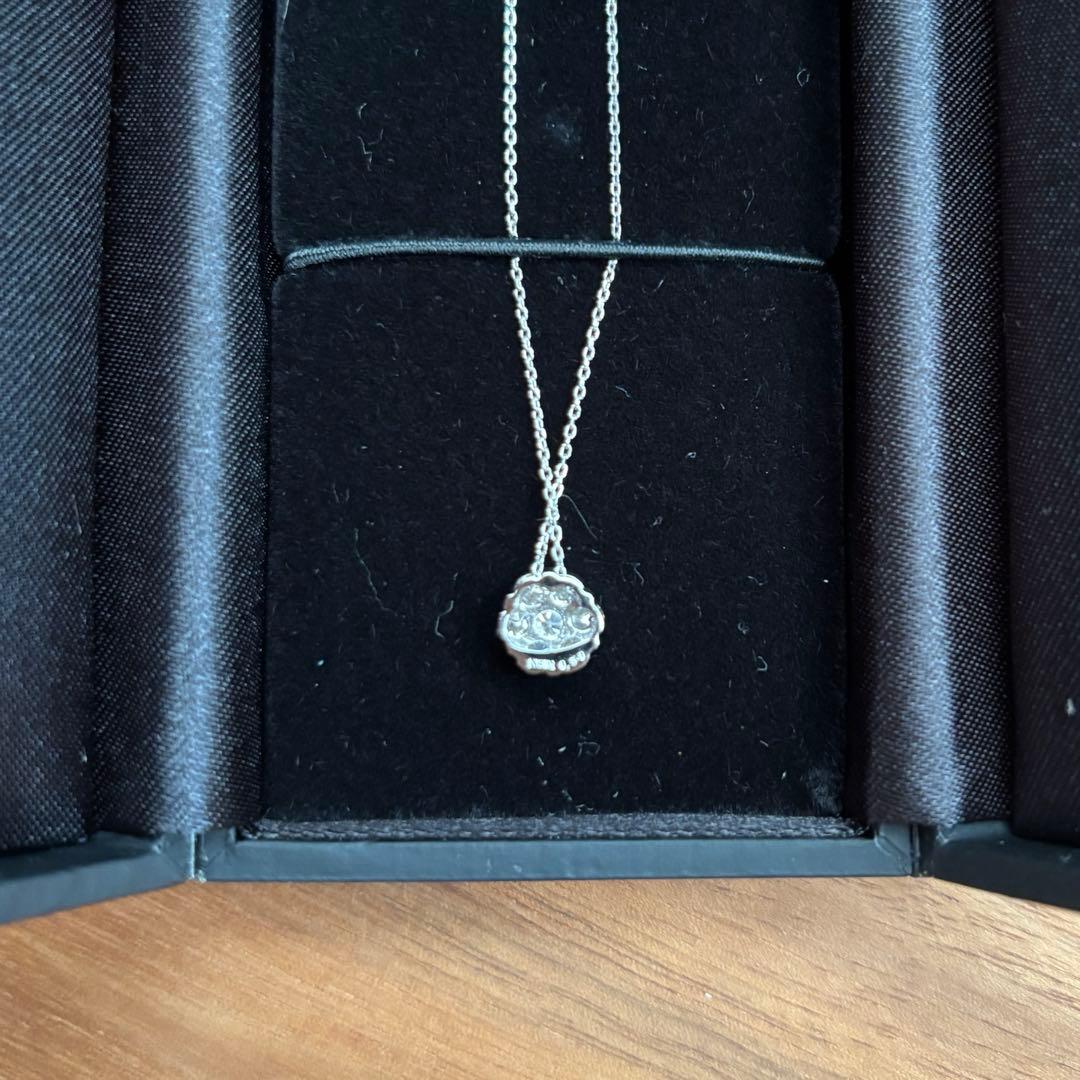 花型シルバーネックレス　新品未使用