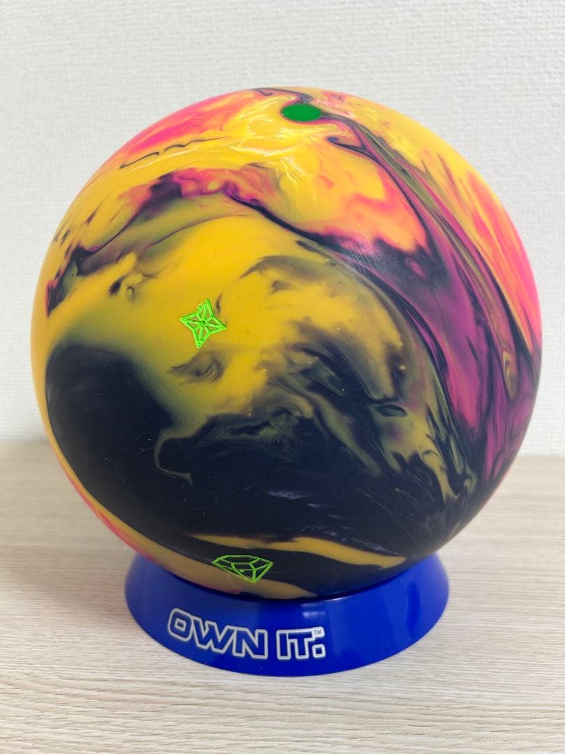 ボウリング　マジックジェム(14ポンド新品)