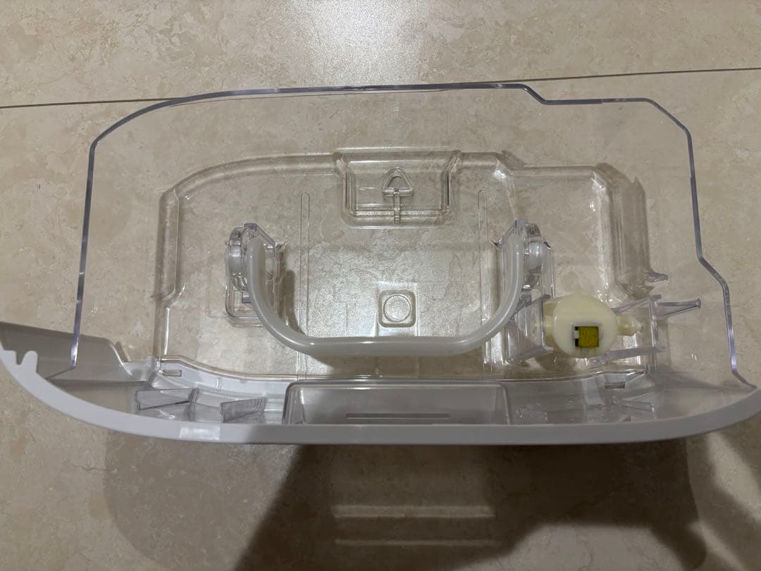 【最終値下げ！3/18まで】Panasonic 衣類乾燥除湿機F-YZR60