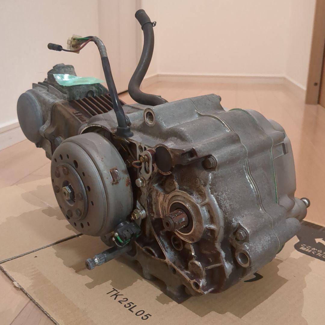 スーパーカブ50 エンジン (2002年式 AA01)